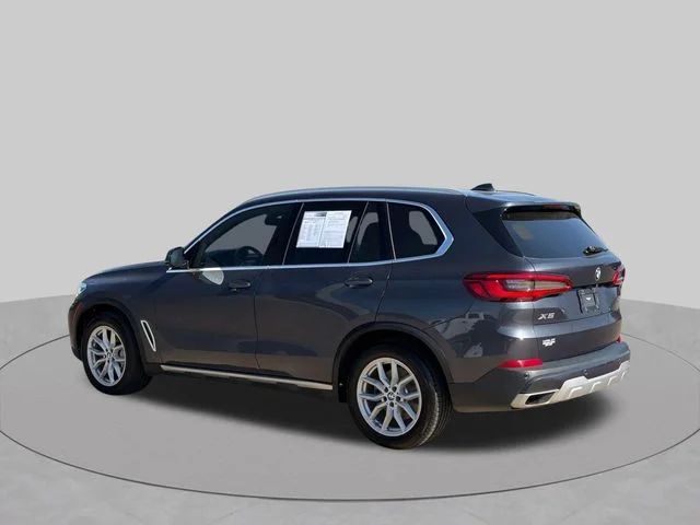 Used 2019 Gray BMW xDrive40i image 7