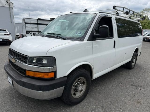 2017 Chevrolet Express 2500 LS's photo