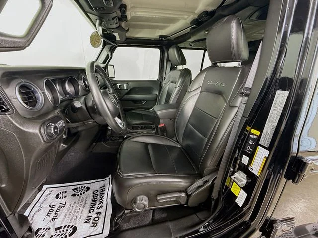Used 2022 Black Jeep Unlimited Sahara image 21