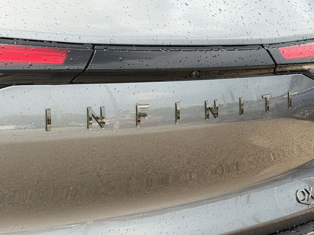 New 2027 GRAPHITE SHADOW INFINITI Sport AWD image 10