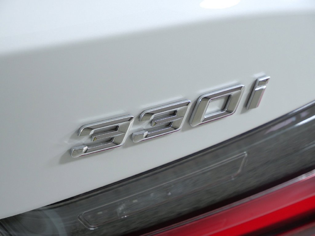 Used 2026 White BMW 330i xDrive image 13