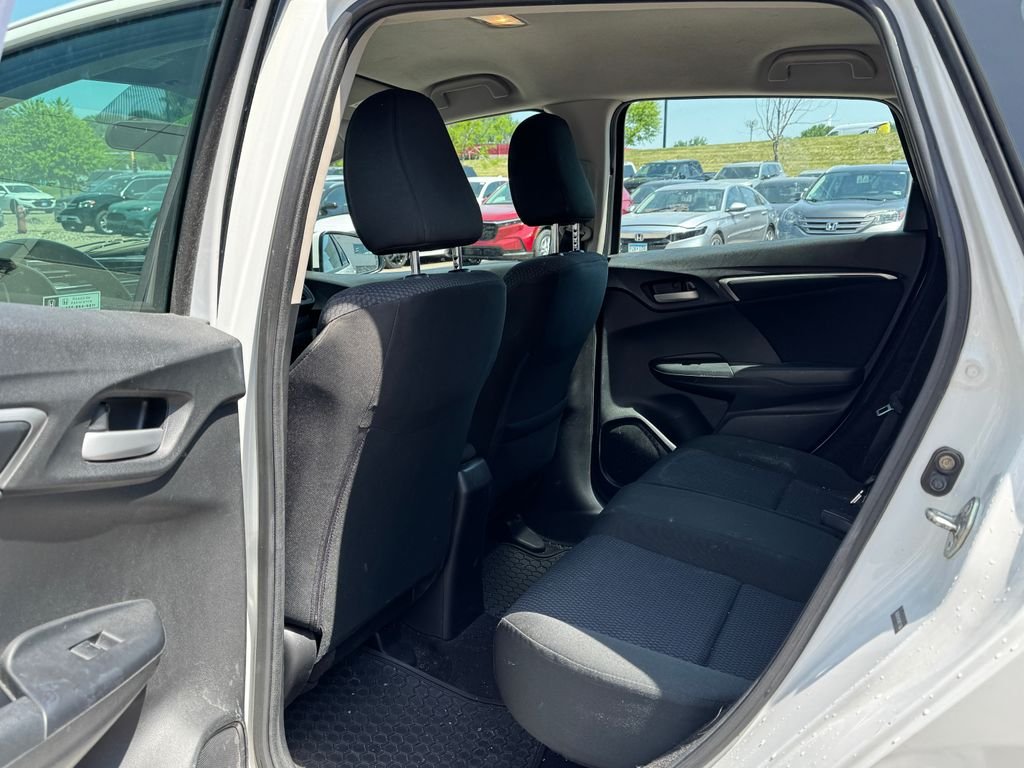 2019 Honda Fit LX - Photo 10