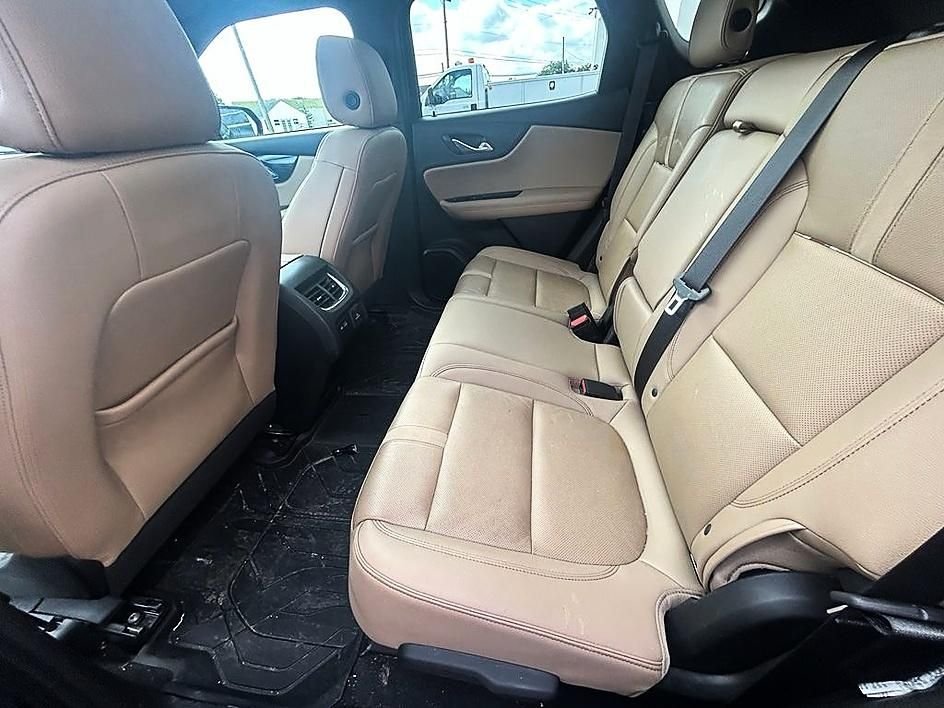 Used 2020 Black Chevrolet Premier image 11