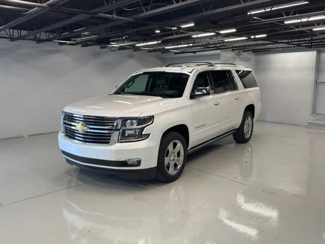 Used 2018 Beige Chevrolet Premier image 1