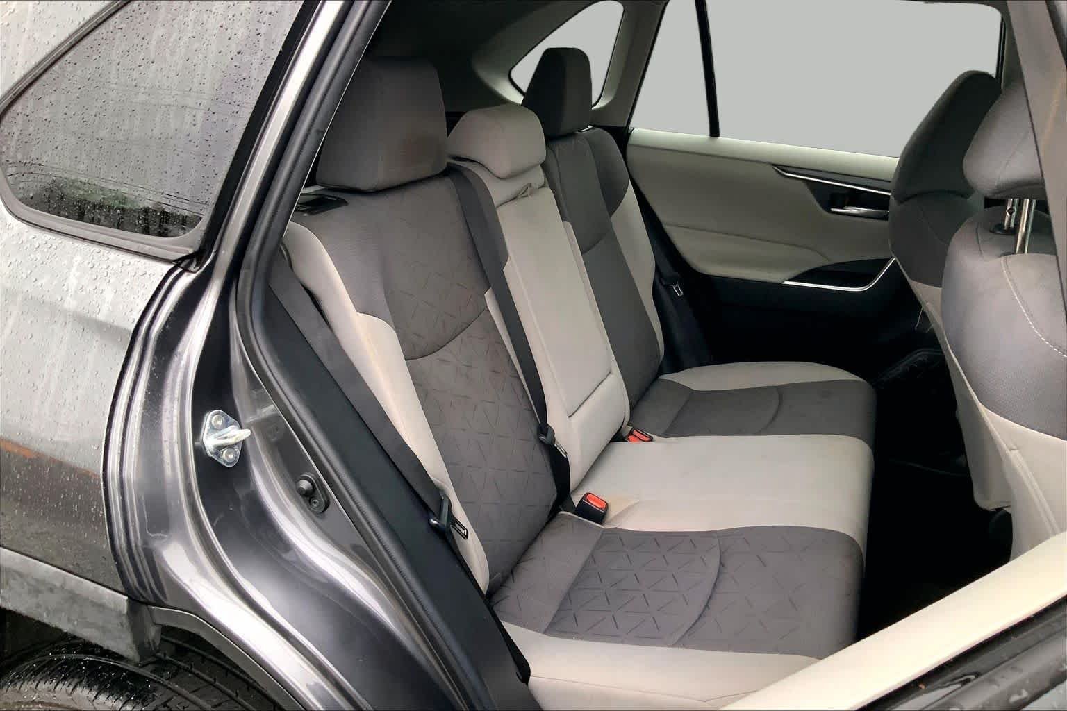 Used 2021 Magnetic Gray Metallic Toyota XLE image 18