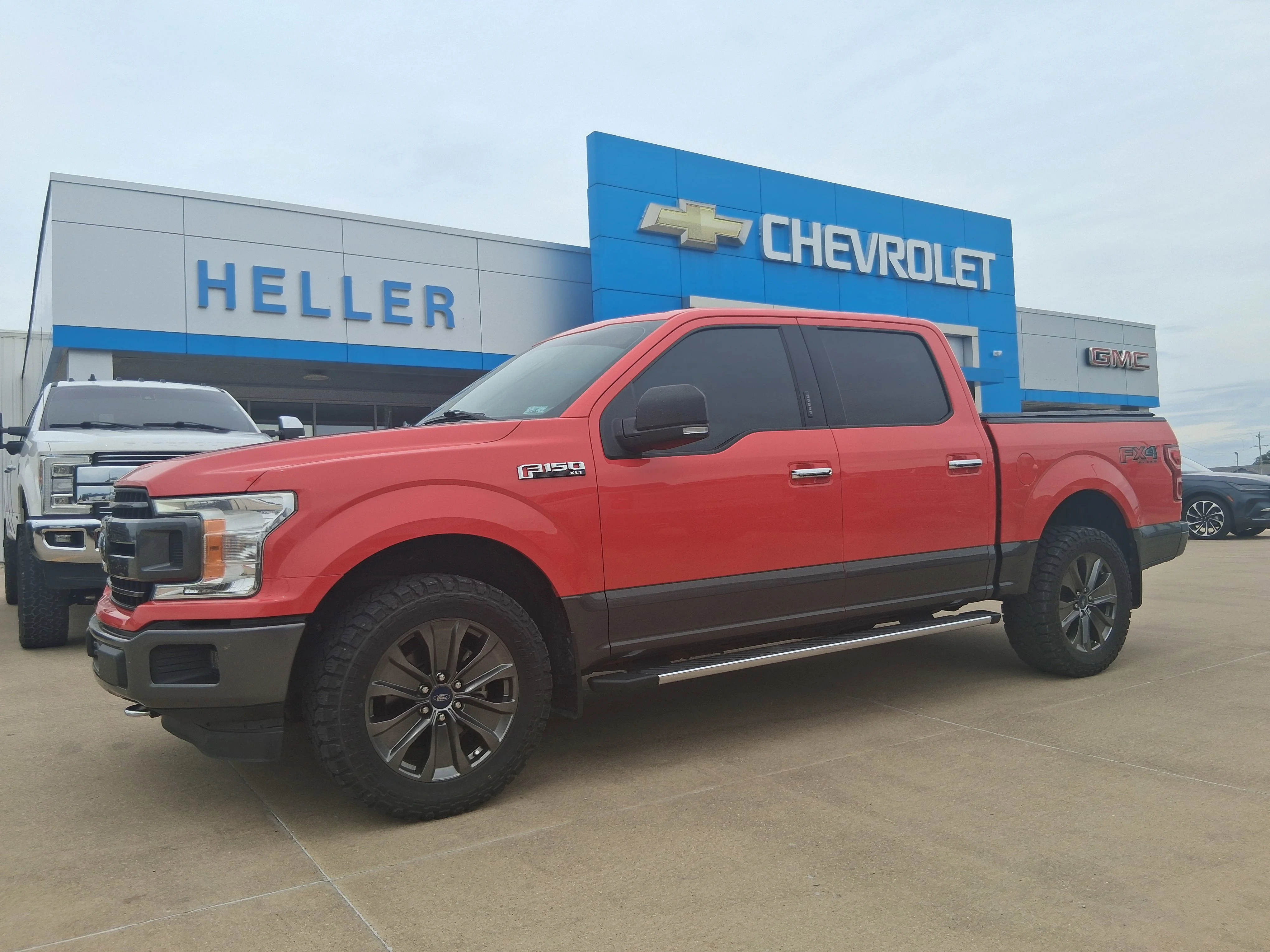 Used 2018 Race Red Ford XLT image 3