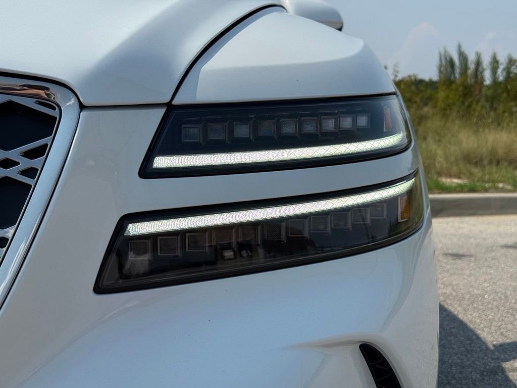 New 2027 White Genesis 2.5T ADVANCED image 10