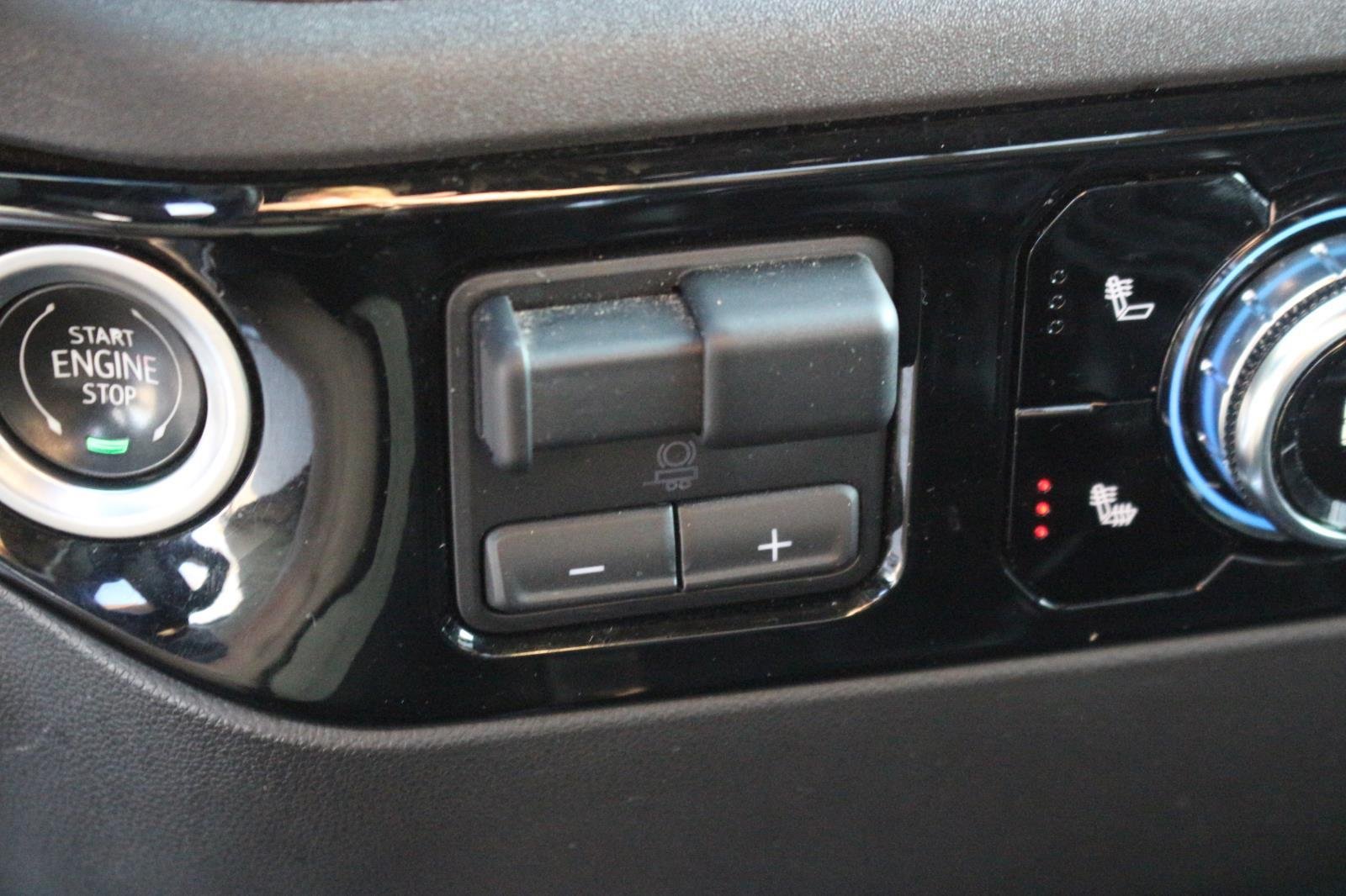 Used 2022 Quicksilver Metallic GMC Elevation image 28