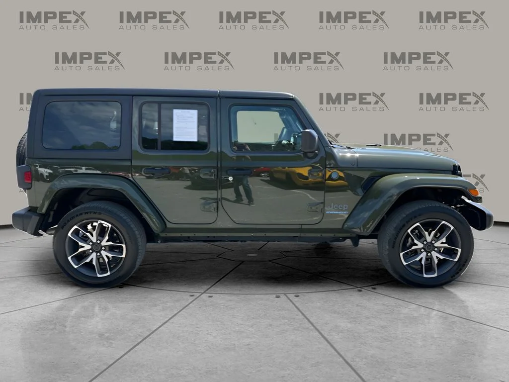Used 2024 Green Jeep Sport S 4xe image 5