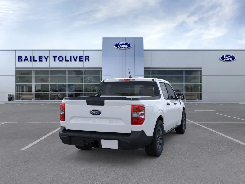 New 2026 Oxford White Ford XLT image 8
