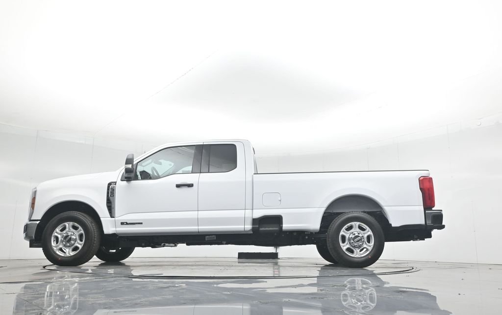 2026 Ford F-350 Super Duty XLT - Photo 54