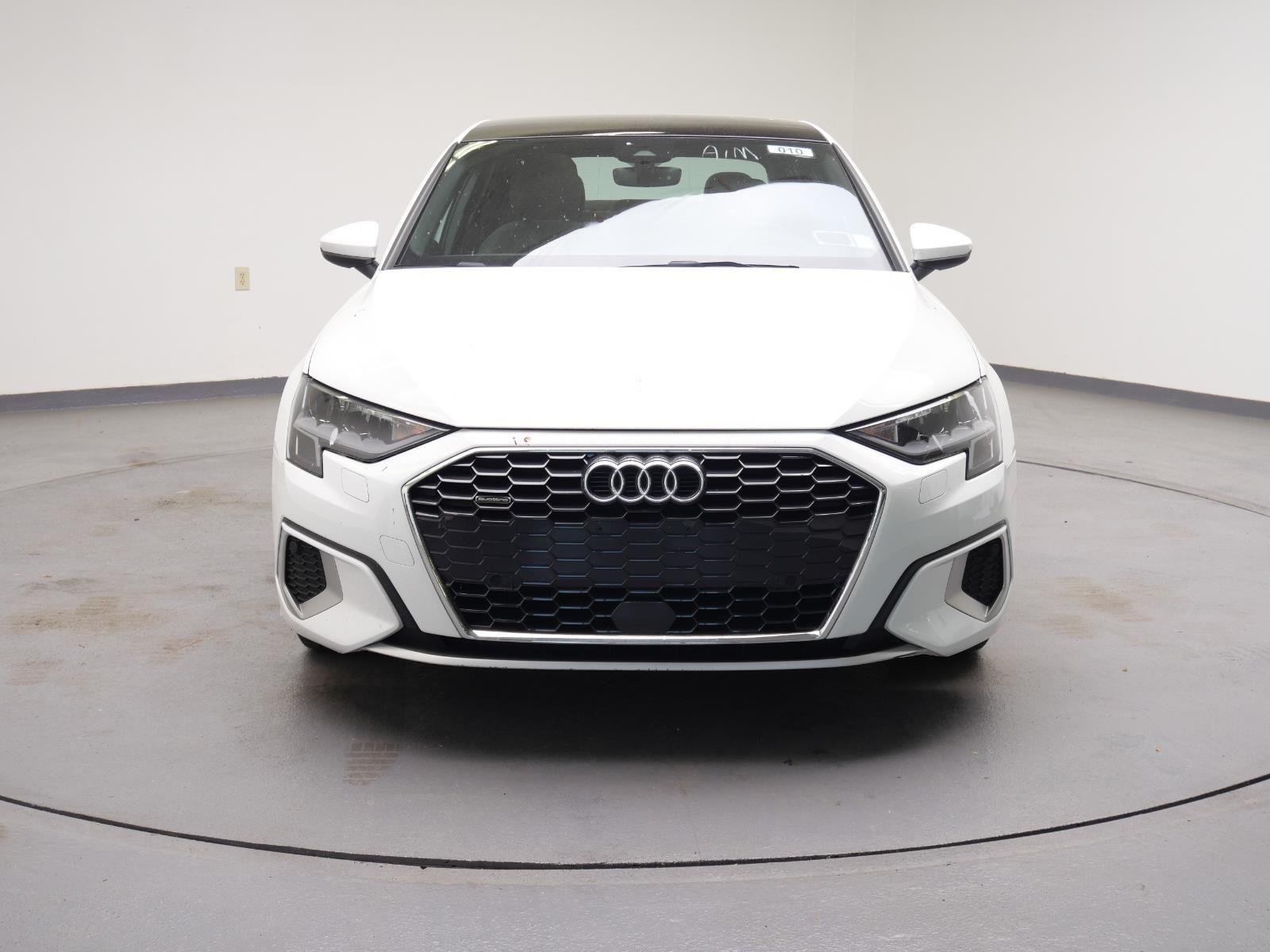 Used 2022 Ibis White Audi Premium image 3