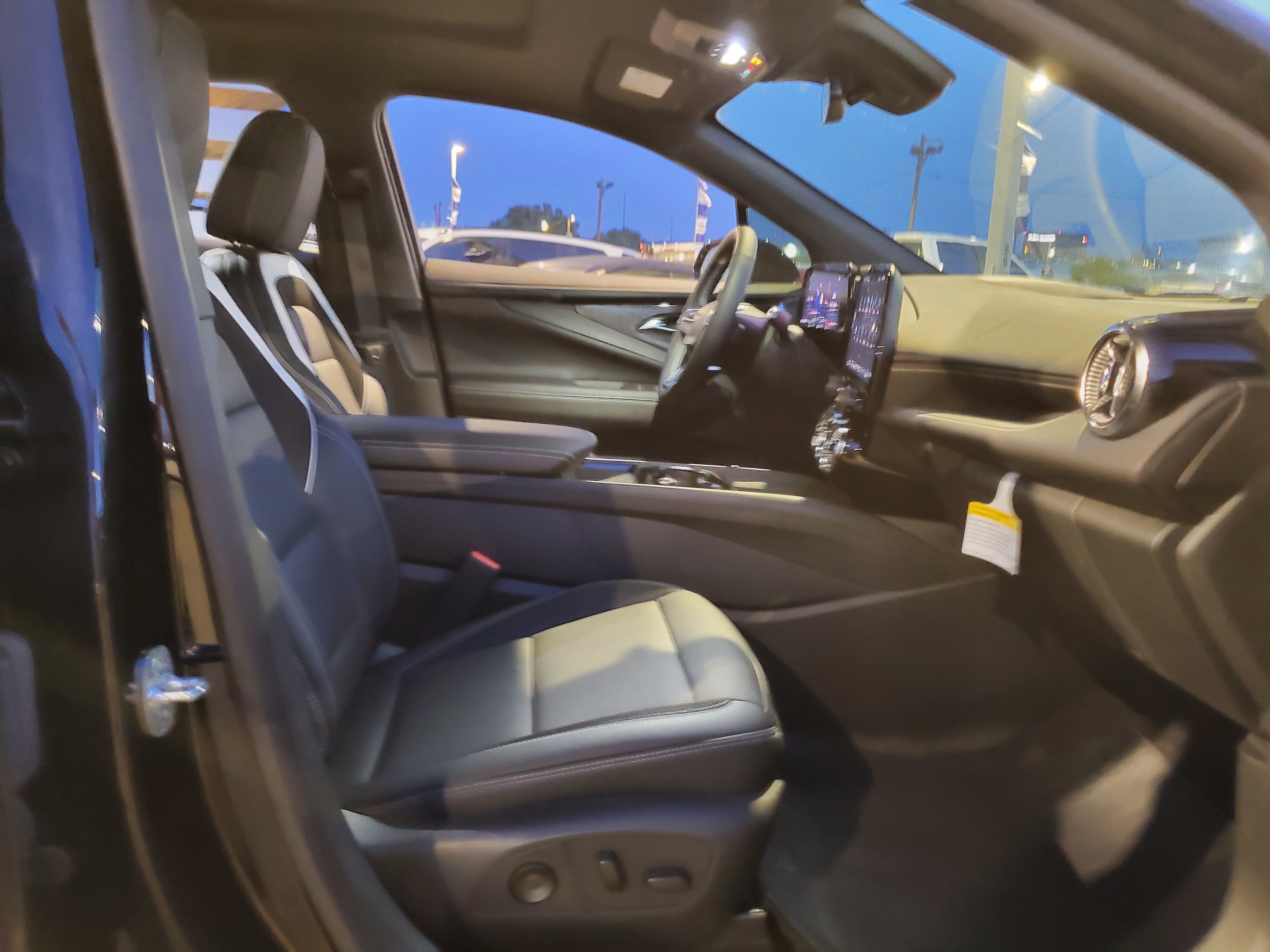 2025 Chevrolet Blazer EV LT - Photo 13