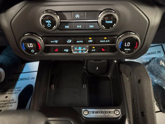 New 2026 Avalanche Gray Ford Big Bend image 14