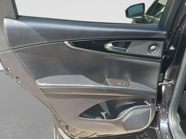 Used 2021 Black Lincoln Reserve image 15