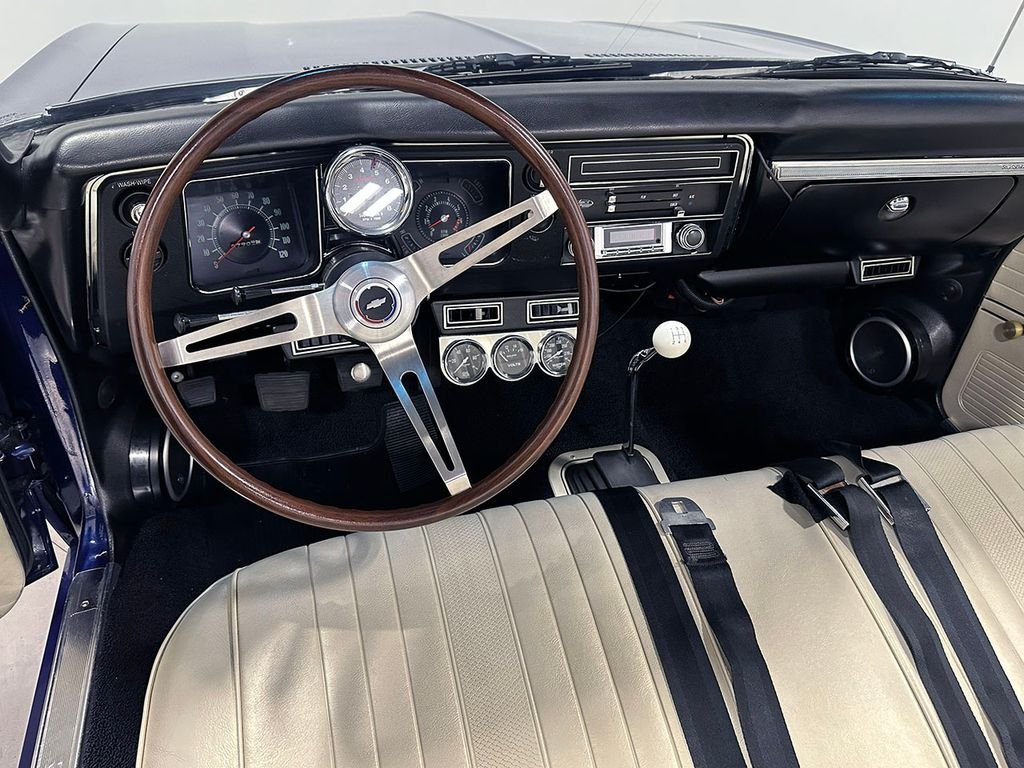 Used 1968 Blue Chevrolet  image 77