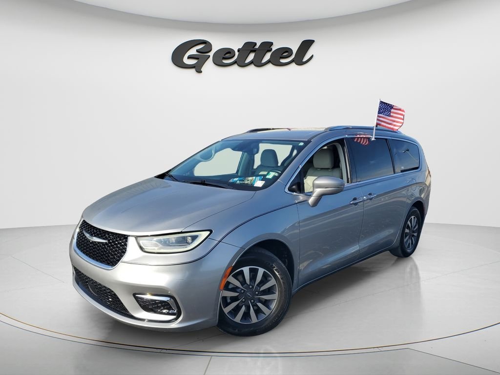 2021 Chrysler Pacifica Touring L's photo