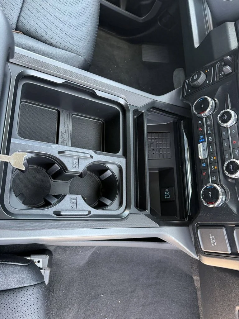 New 2026 Carbonized Gray Metallic Ford F-350® Lariat® image 14