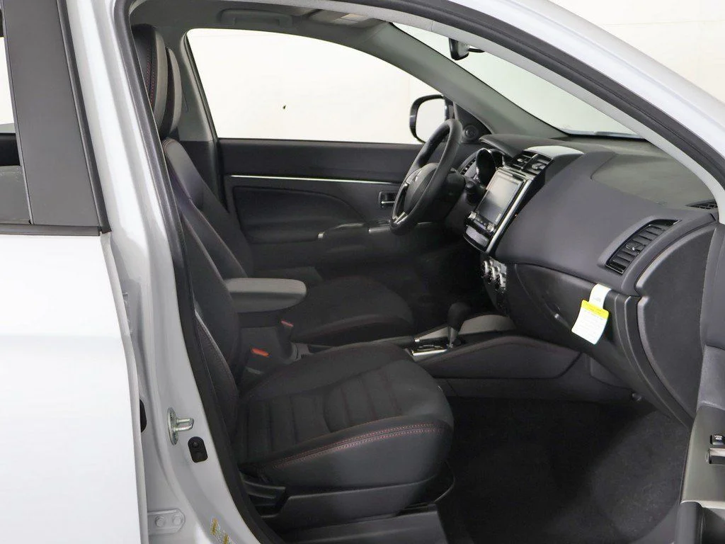 2026 Mitsubishi Outlander Sport SE - Photo 24