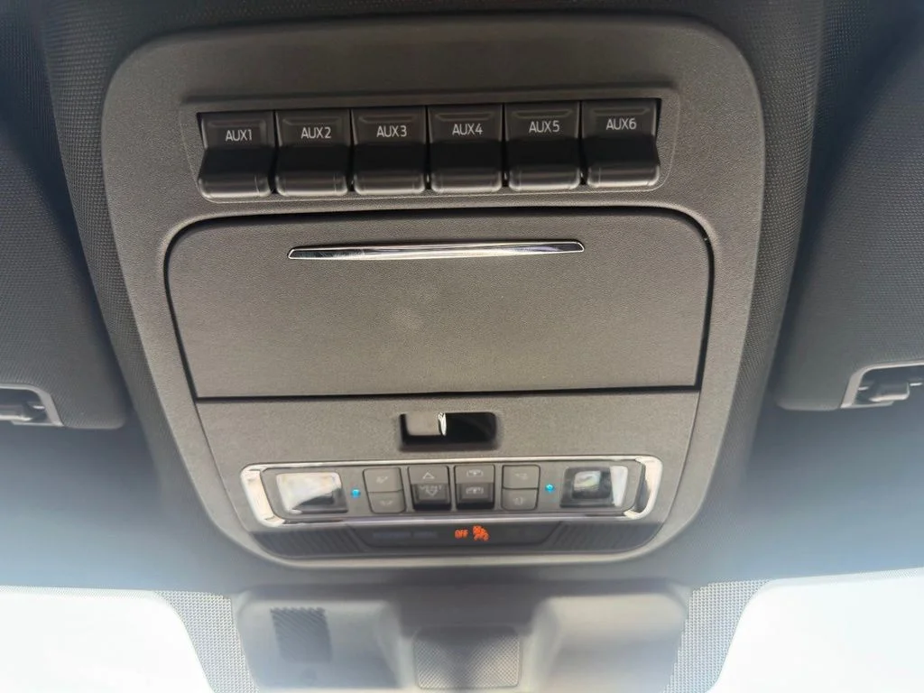 New 2026 Carbonized Gray Metallic Ford Tremor® image 34