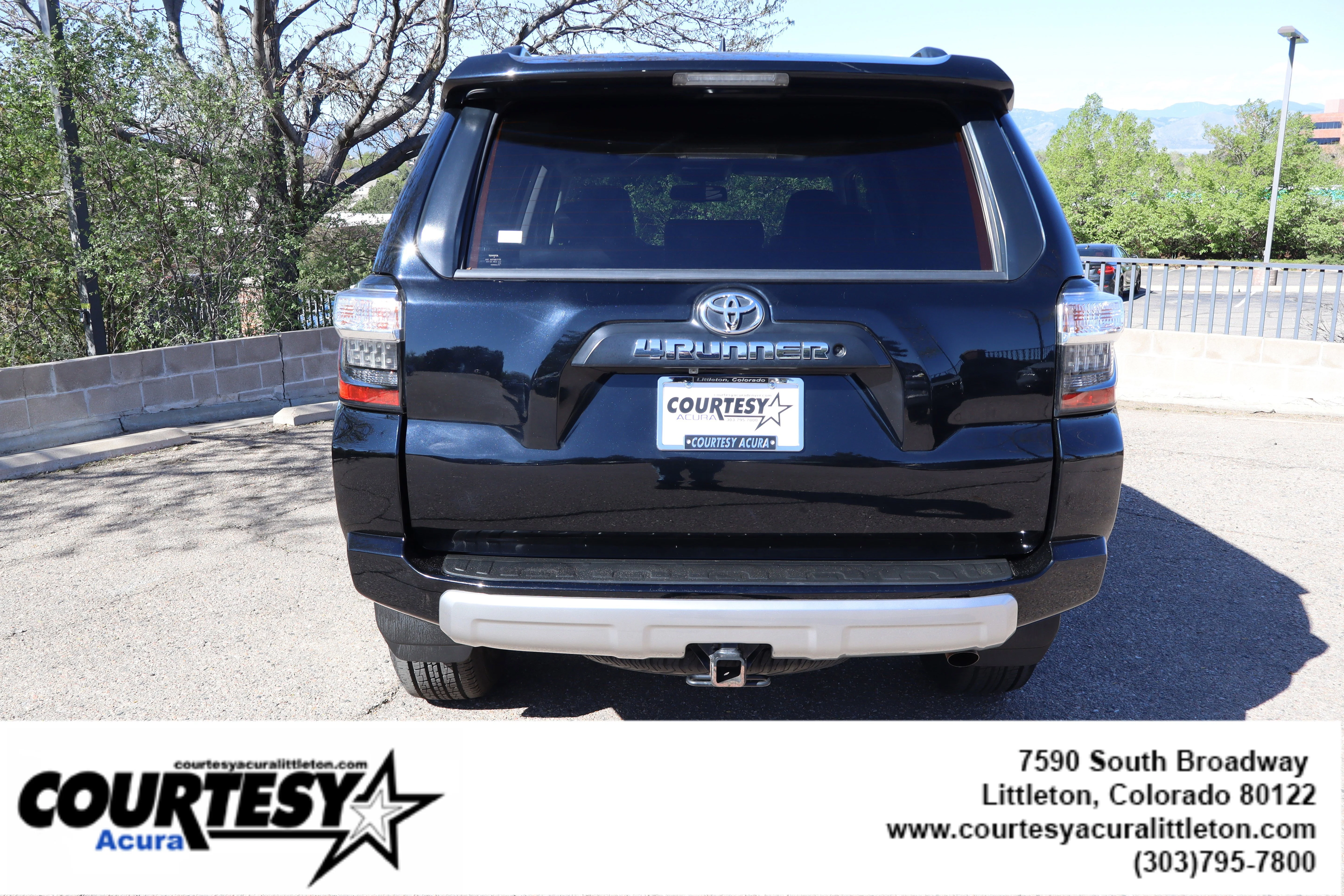 Used 2019 Black Toyota  image 5