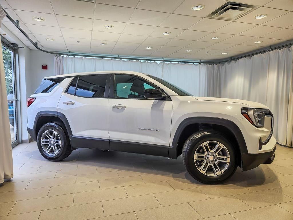 Used 2026 Summit White GMC Elevation image 5