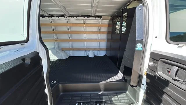 Used 2024 Summit White GMC Work Van image 33