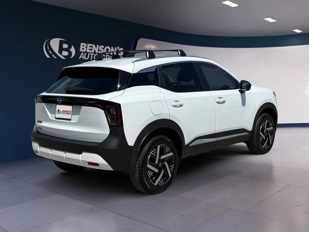 New 2027 White Nissan SV image 5