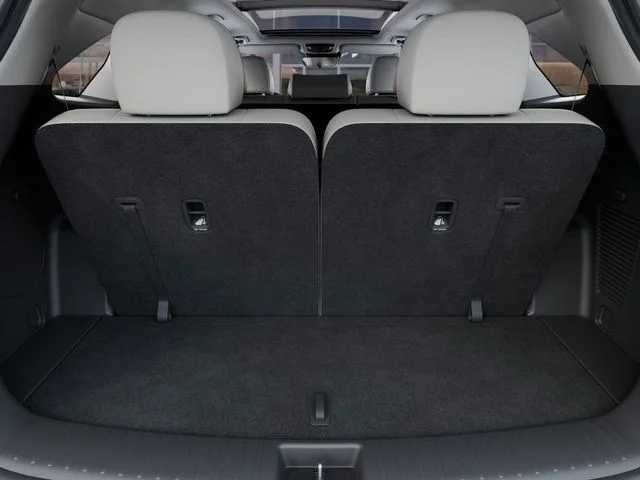 Used 2025 Black Kia S image 19