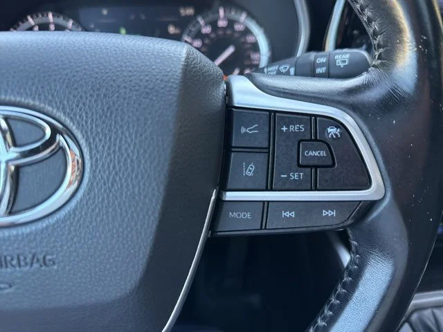 2022 Toyota Highlander XSE - Photo 40