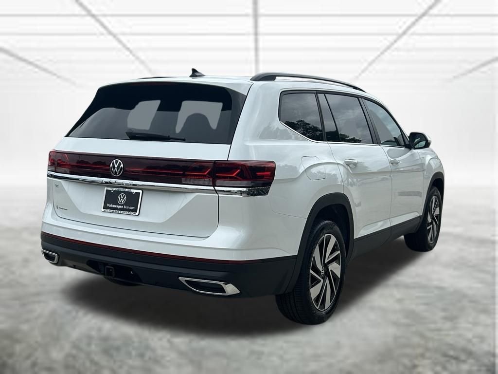 New 2026 White/off-white Volkswagen SE w/Technology image 5