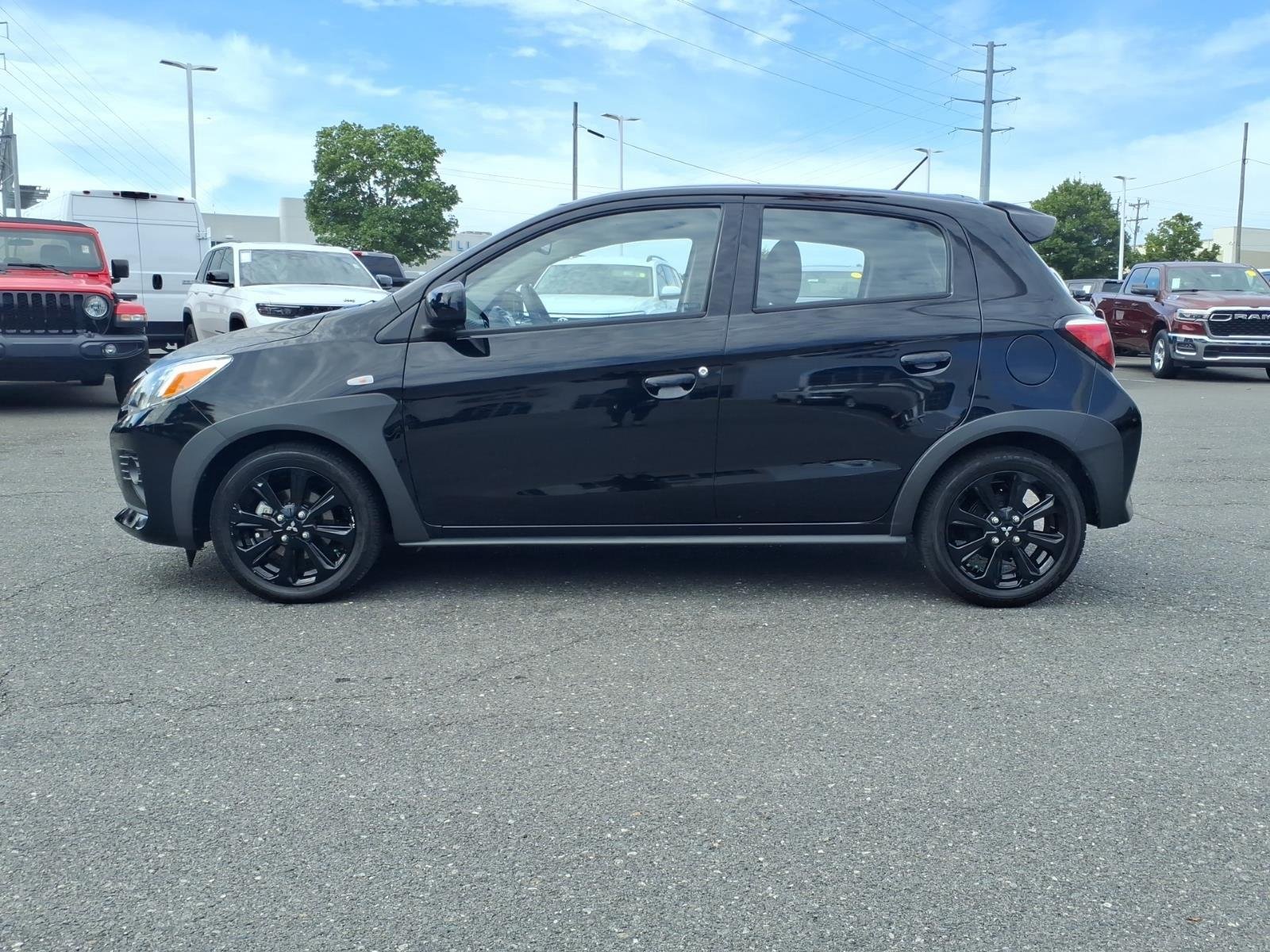 Used 2024 Jet Black Metallic Mitsubishi Black Edition image 3