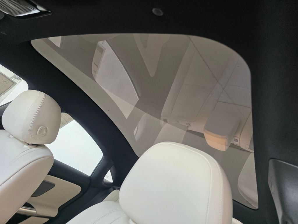 New 2027 Polar White Mercedes-Benz CLA 350 image 9