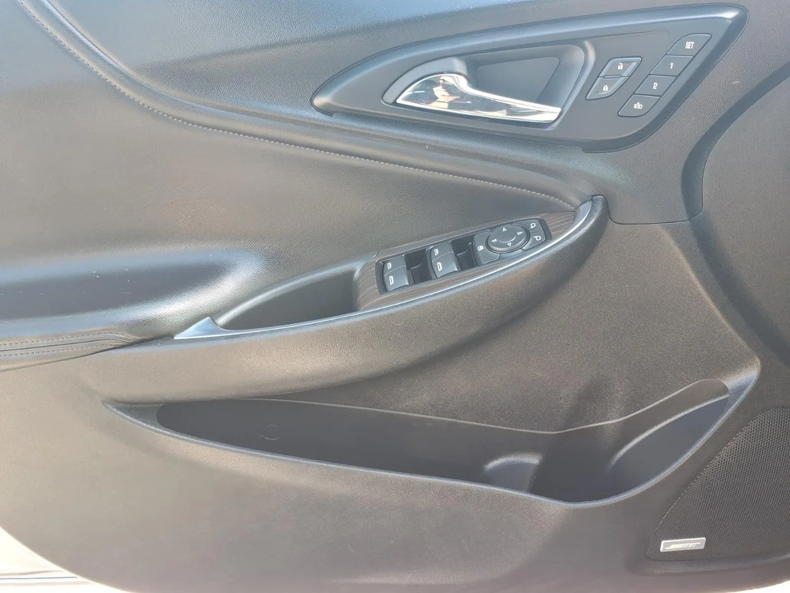 Used 2024 Sterling Gray Metallic Chevrolet LT image 22