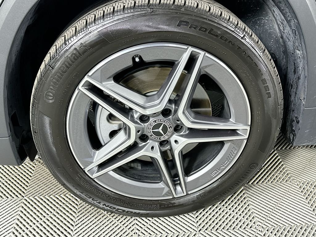 Certified Used 2023 Gray Mercedes-Benz GLA 250 image 28