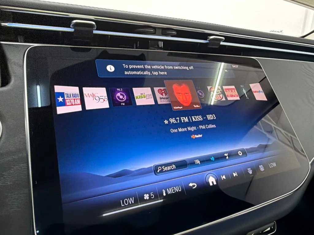 New 2027 White Mercedes-Benz E 350 image 18