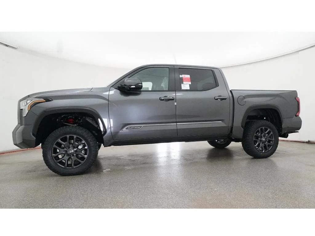 New 2026 Magnetic Gray Metallic Toyota Platinum image 18