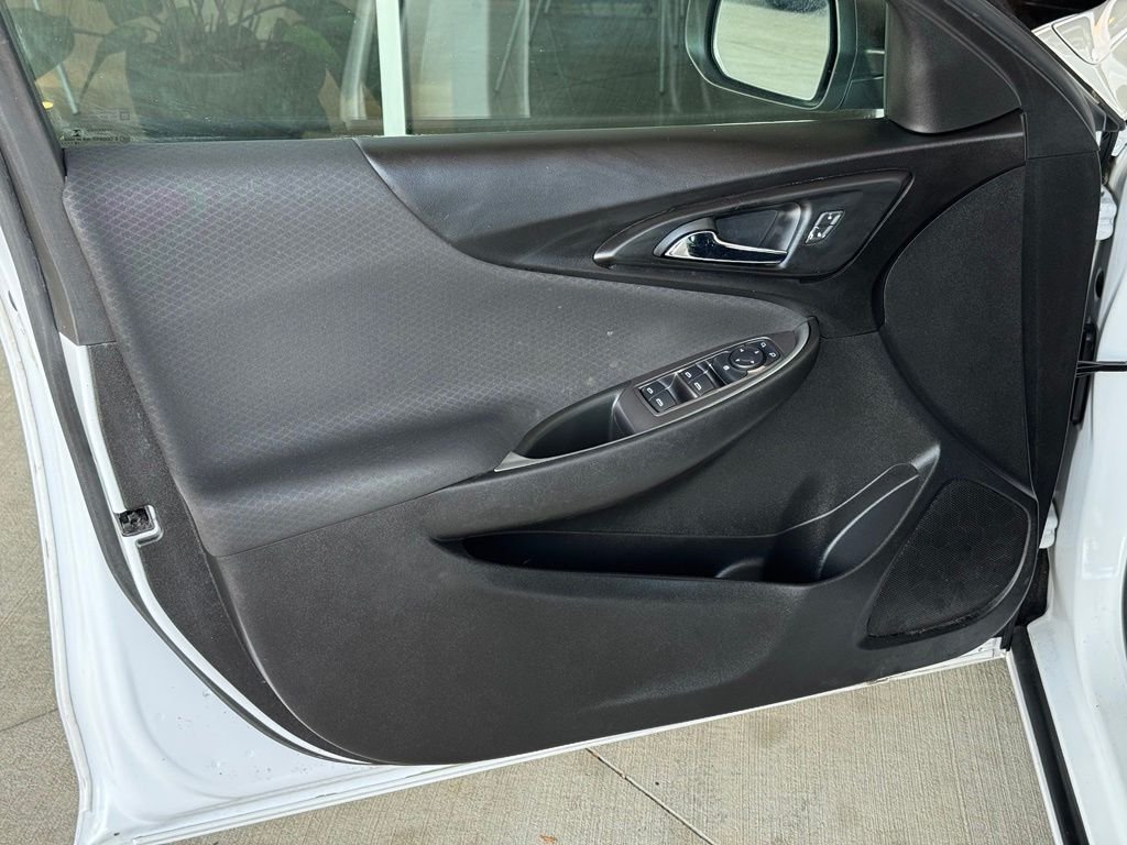 Used 2019 White Chevrolet LS image 23