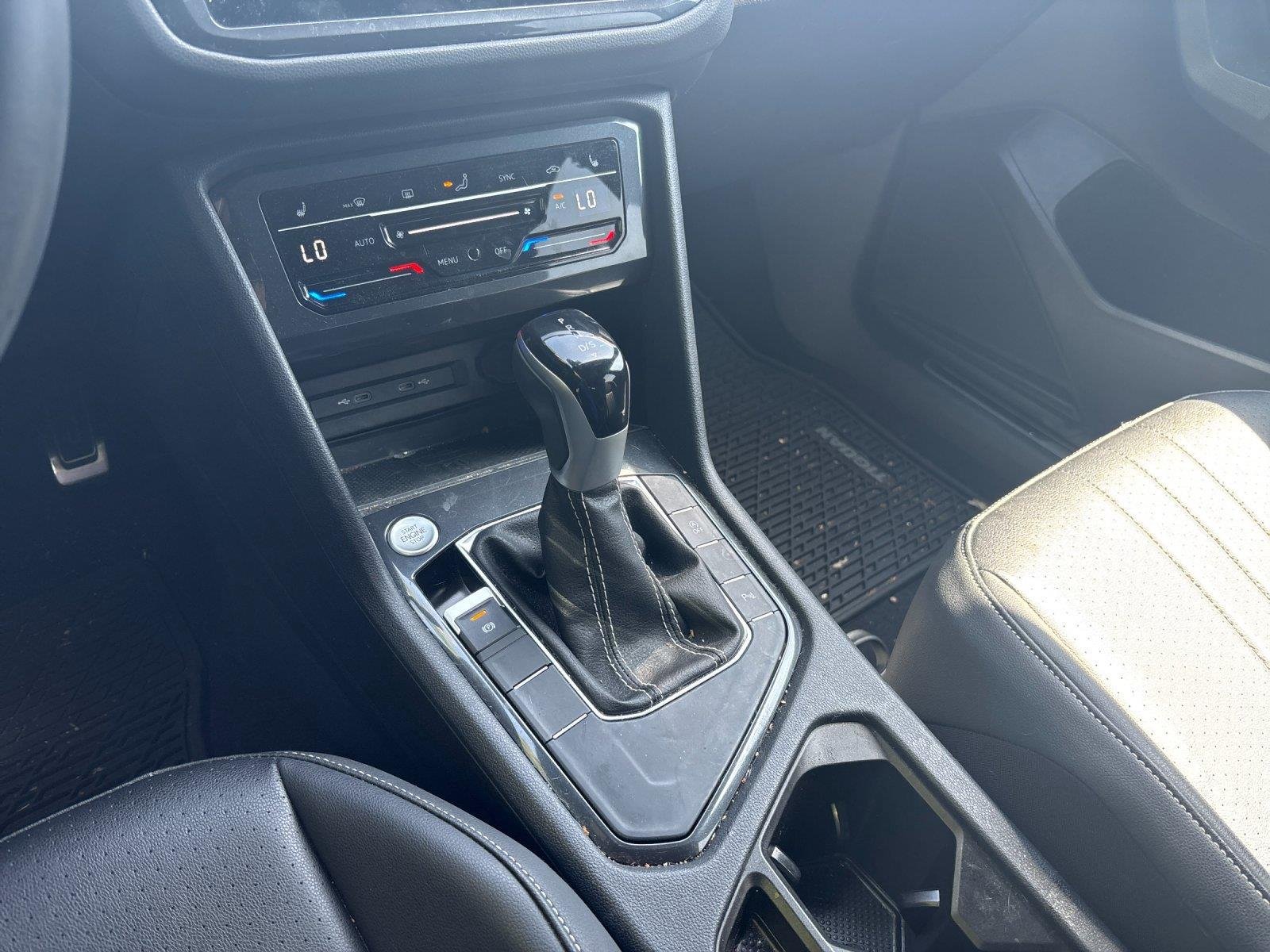 Used 2023 Platinum Gray Metallic Volkswagen SE R-Line Black image 25