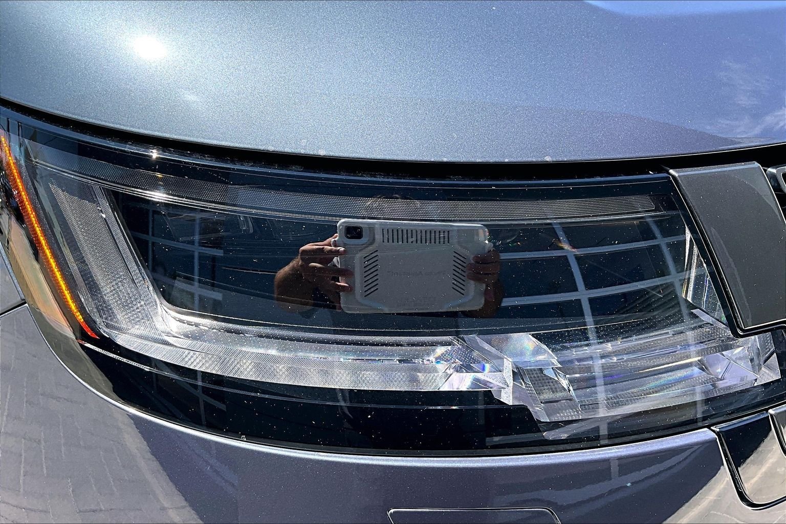 Certified Used 2024 Blue Land Rover Autobiography image 25