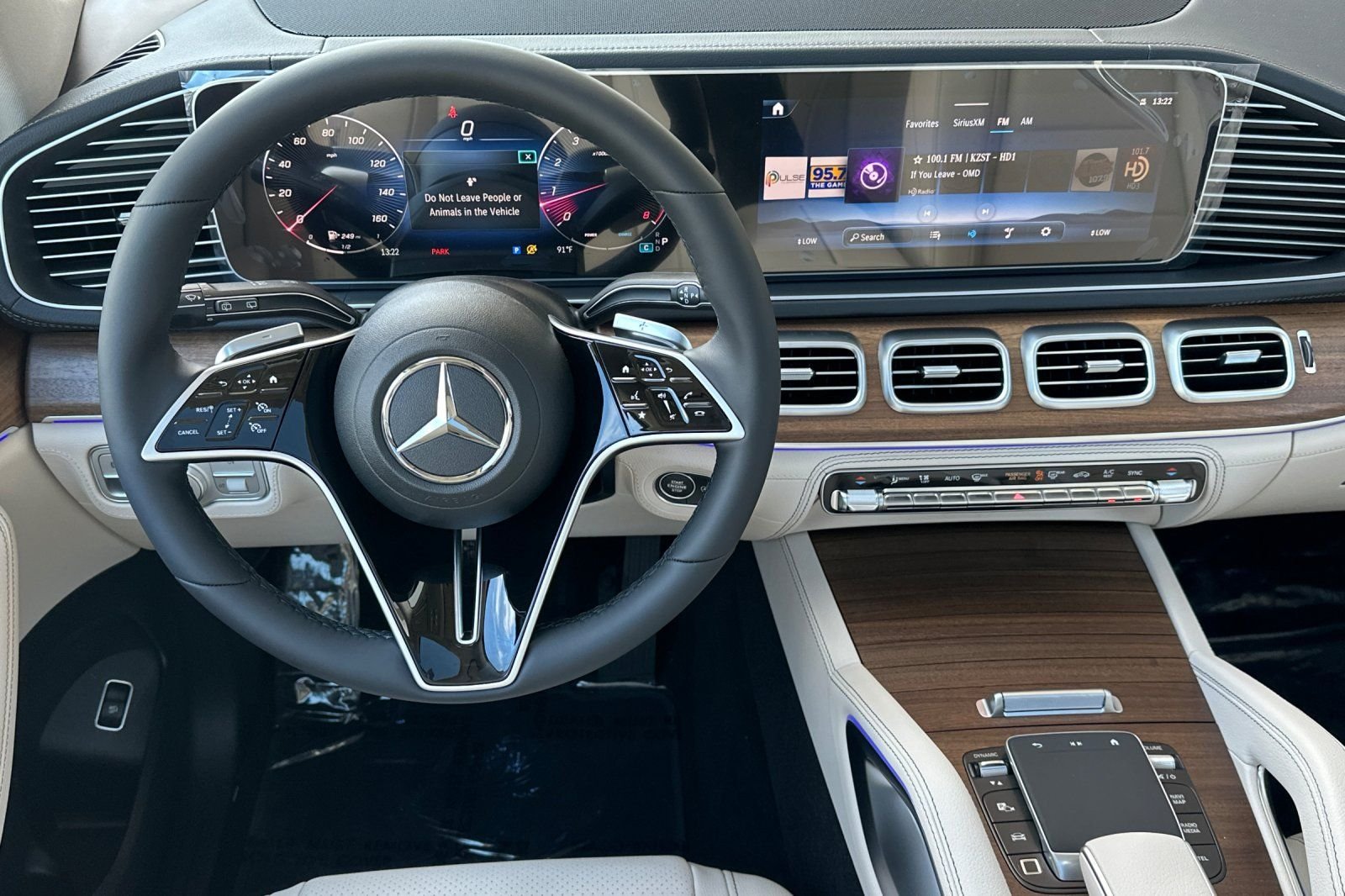 New 2026 White Mercedes-Benz GLE 450 image 14
