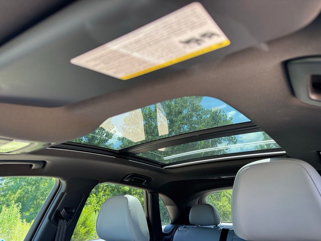 Used 2018 Gray Audi 2.0T Premium image 11