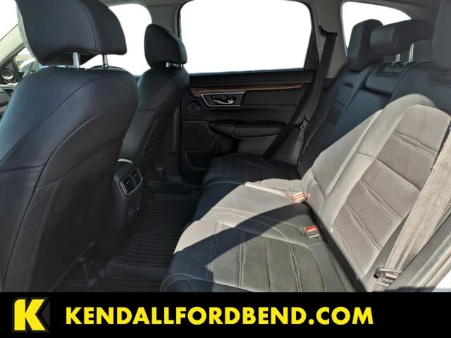 Used 2022 White Honda Touring image 13