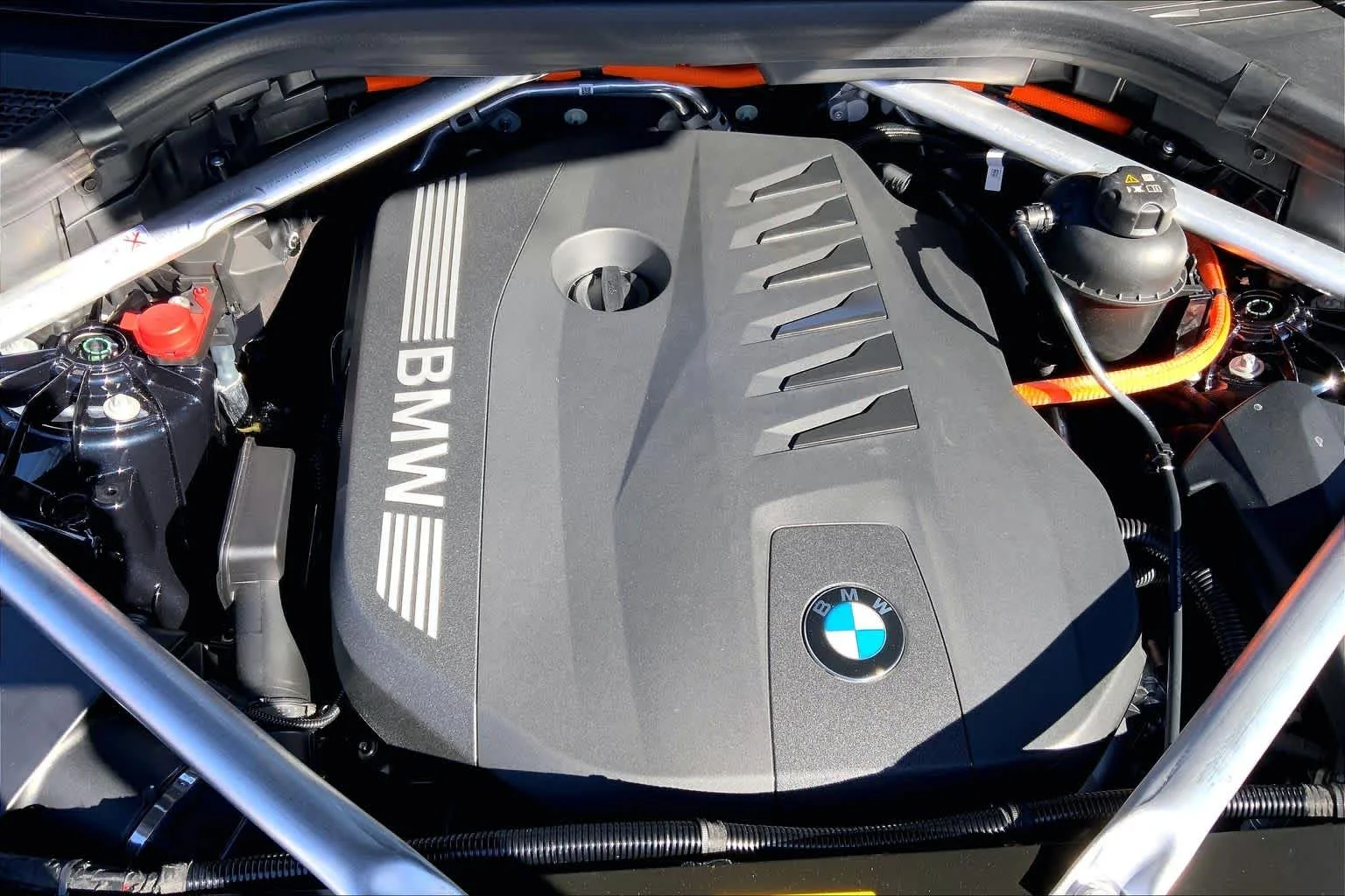Used 2026 Carbon Black Metallic BMW xDrive50e image 17