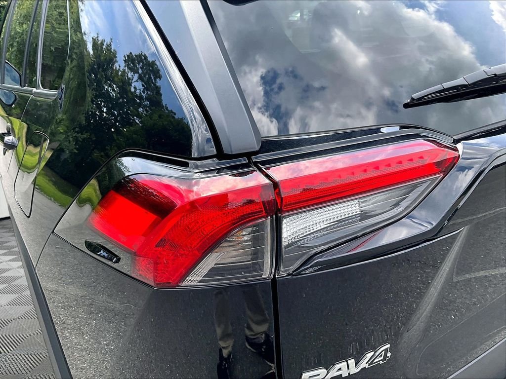 Used 2025 Black Toyota XLE image 34