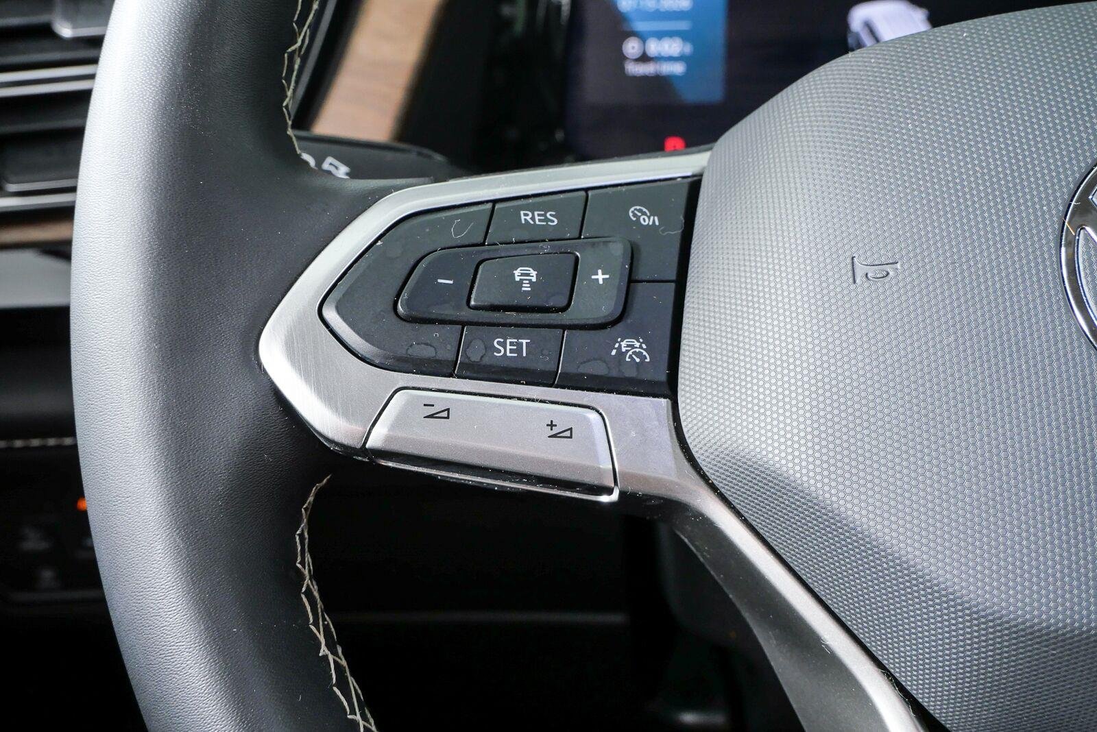 2024 Volkswagen Atlas SE - Photo 10