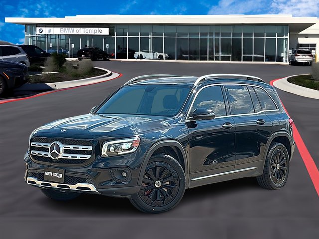 Pre-Owned 2021 Mercedes-Benz GLB 250 2L I-4 direct injection, DOHC, CAMTRONIC variable valve control, intercooled turbo, premium gasoline, engine with 221HP FWD 4DR SUV G