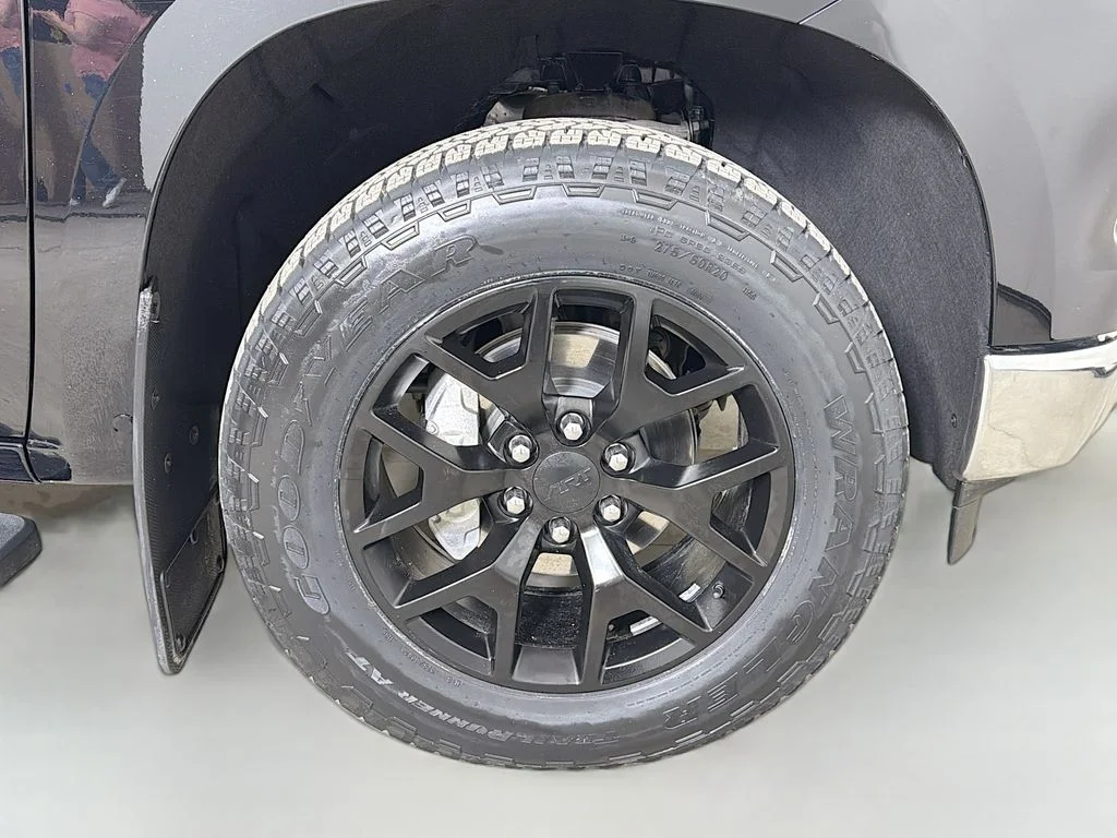 Used 2023 Black Chevrolet LTZ image 28