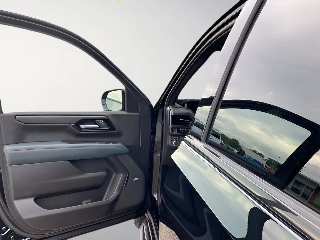 Used 2025 Onyx Black GMC AT4 image 20
