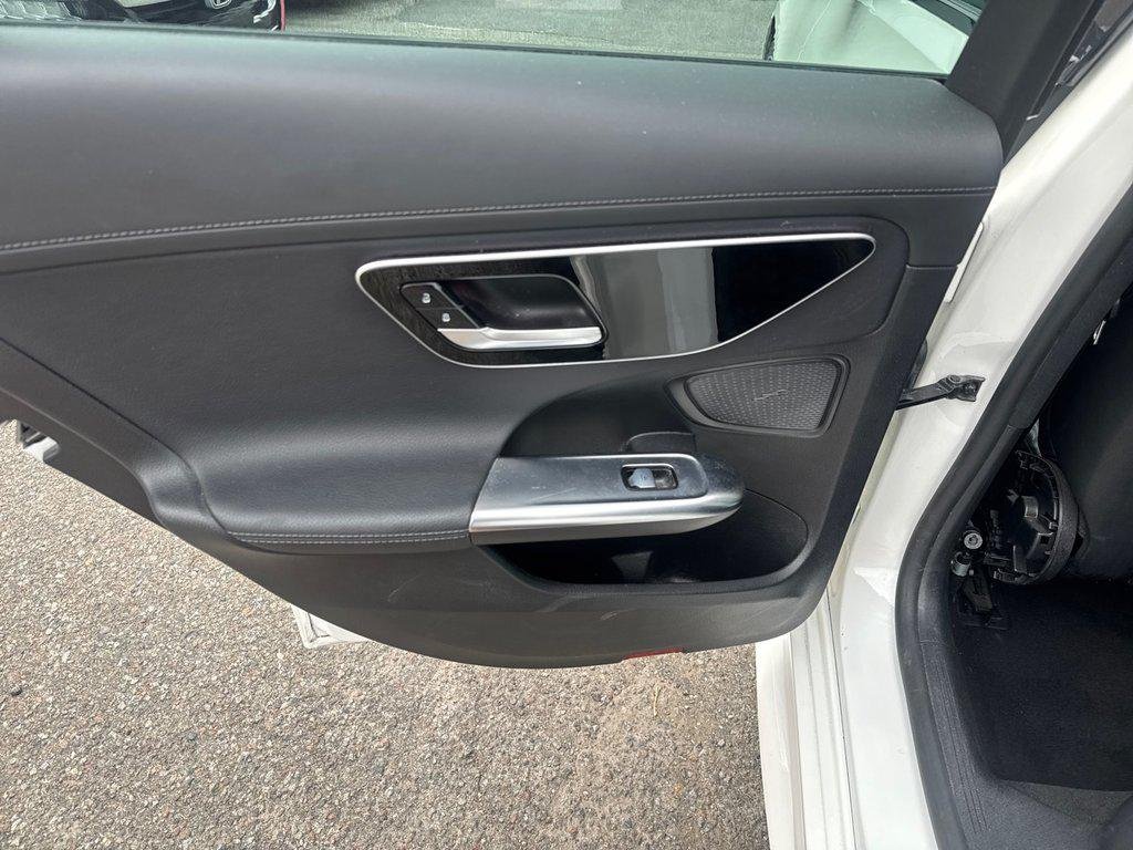 Used 2022 Polar White Mercedes-Benz Sedan image 25
